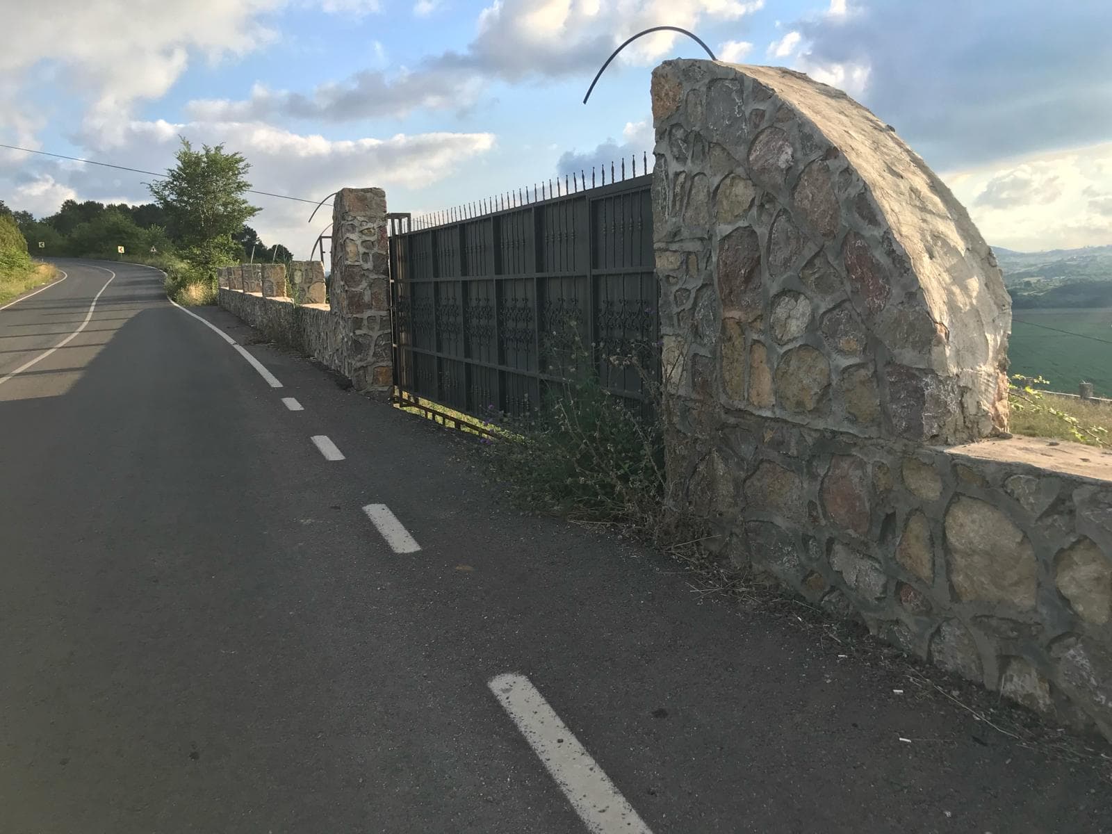 Yol Kenarı Taş Duvar Projesi